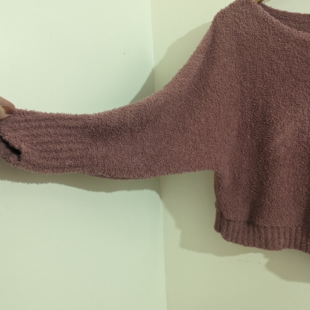 Fuzzy Cropped Pink Sweater - Picture 7 of 7